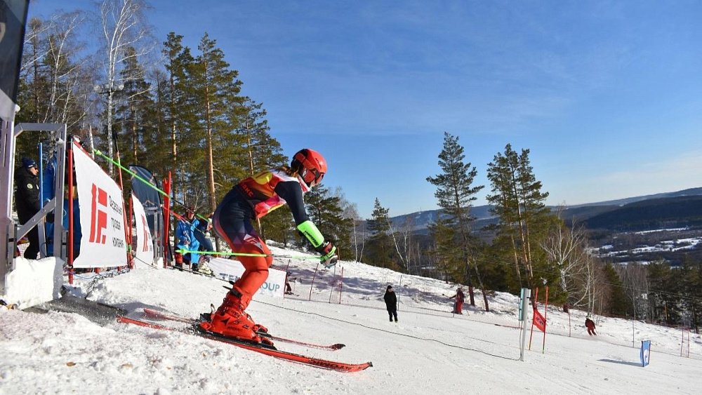 В «Солнечной долине» в Миассе завершился этап Кубка России по горнолыжному спорту