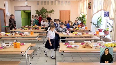 Общественная палата проверила школу и библиотеку