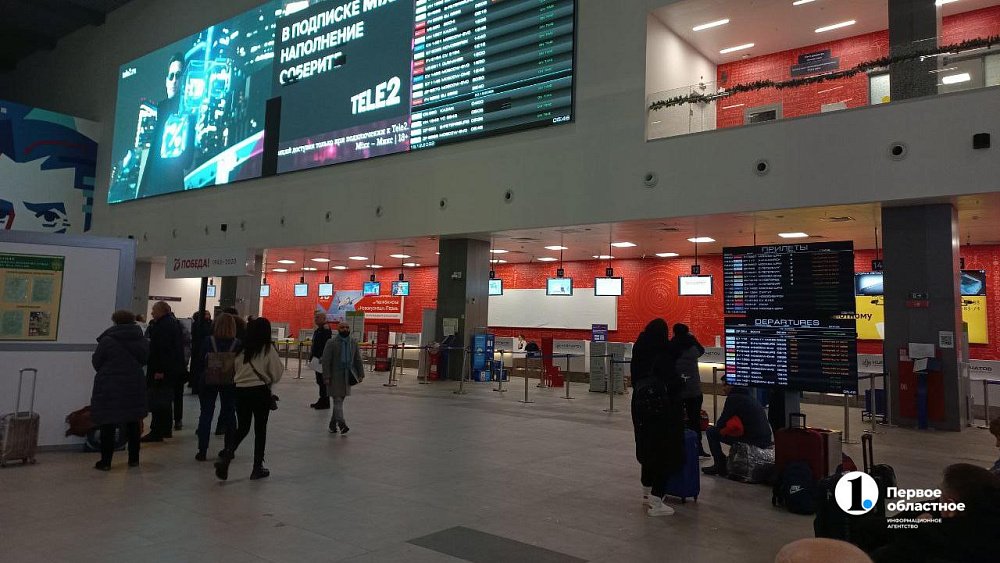 Вылет 13 рейсов задержали в аэропорту Челябинска