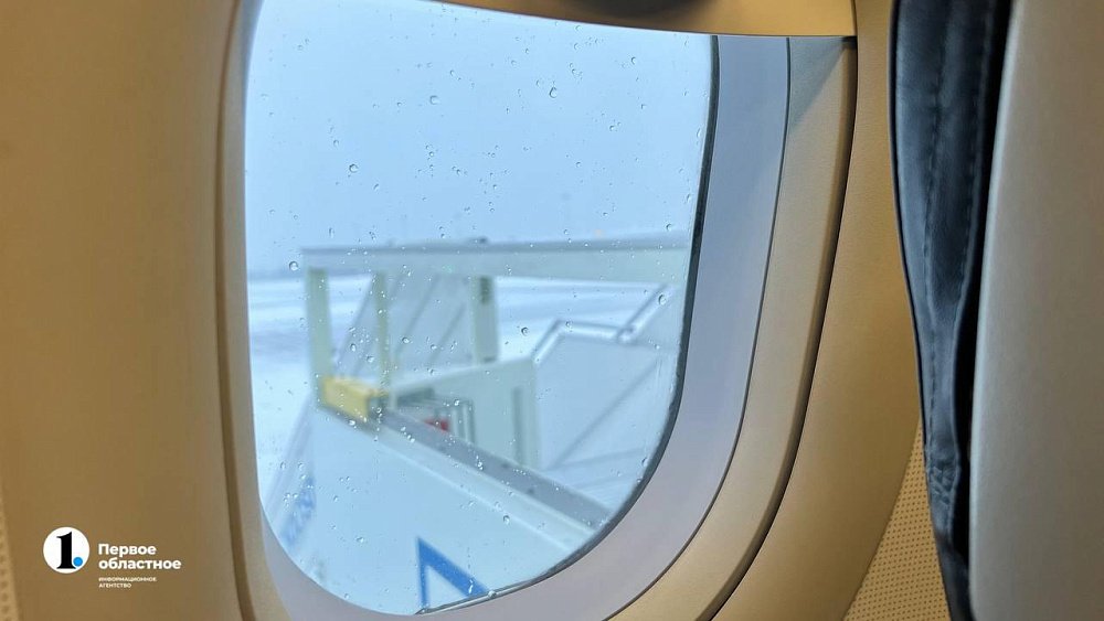 Челябинский аэропорт не смог принять самолет из Москвы из‑за обледенения полосы