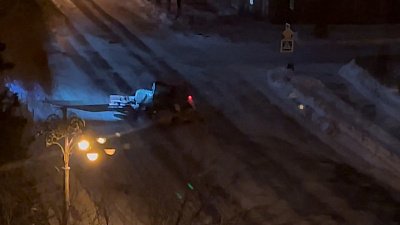 В Магнитогорске жители пожаловались на кружащуюся снегоуборочную технику