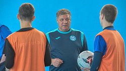 Футболисты «Челябинска» провели предновогодний тренировочный сбор