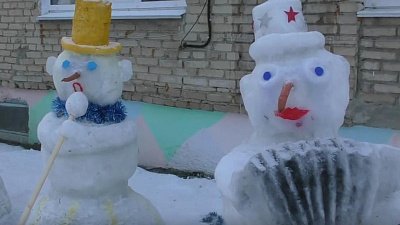 В Верхнем Уфалее зафиксировали нашествие снеговиков