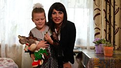 Ирина Текслер сделала новогодние подарки юным челябинским музыкантам с инвалидностью