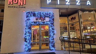 В Челябинске открылась пиццерия Roni Napolitana