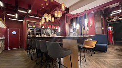 В Челябинске открылся рестобар «Оптимисты»