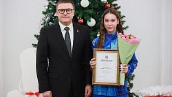 В День спасателя Алексей Текслер вручил госнаграды сотрудникам МЧС и детям‑героям