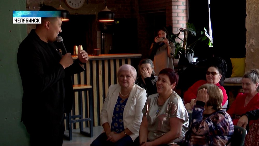 Прошел новогодний утренник для пенсионеров