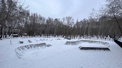 В Челябинске построили первую бетонную чашу для скейтбординга