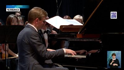 В Челябинске выступил Олег Аккуратов