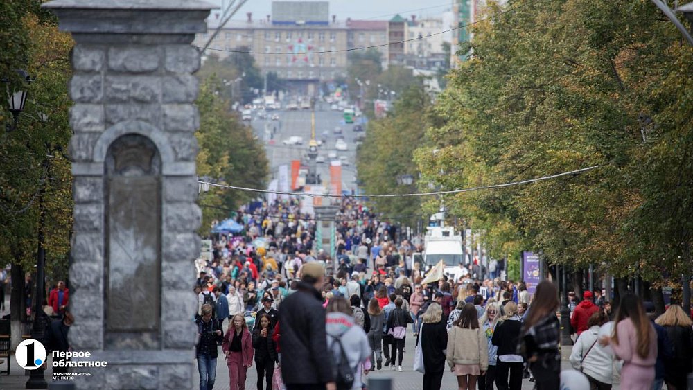 Половина челябинцев видит вокруг себя в основном счастливых людей