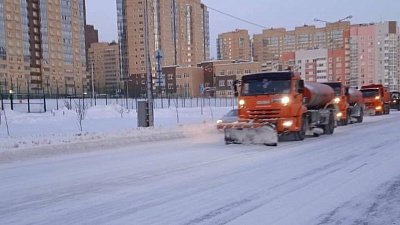 На дороги Челябинска вывели 303 единицы техники