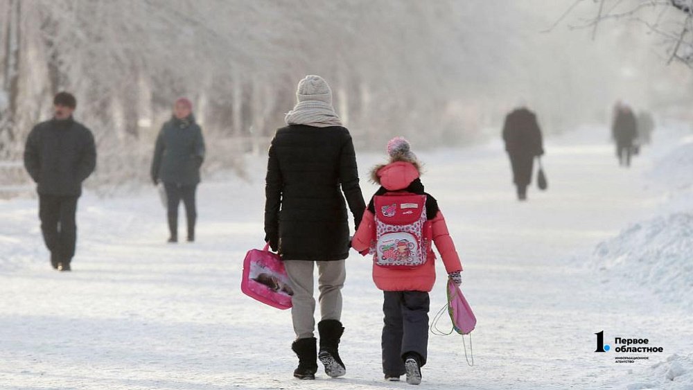 В двух городах Челябинской области продлили каникулы из‑за морозов