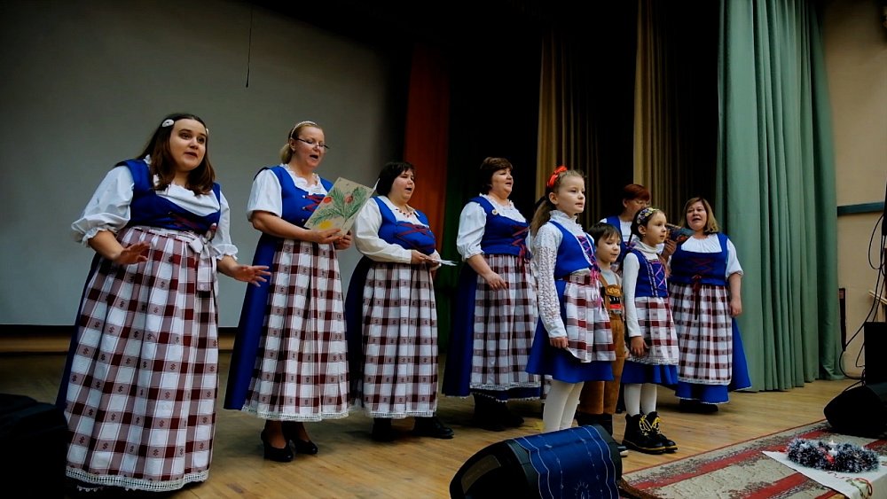 В поисках уральских самоцветов: свет Рождества и вековые традиции российских немцев