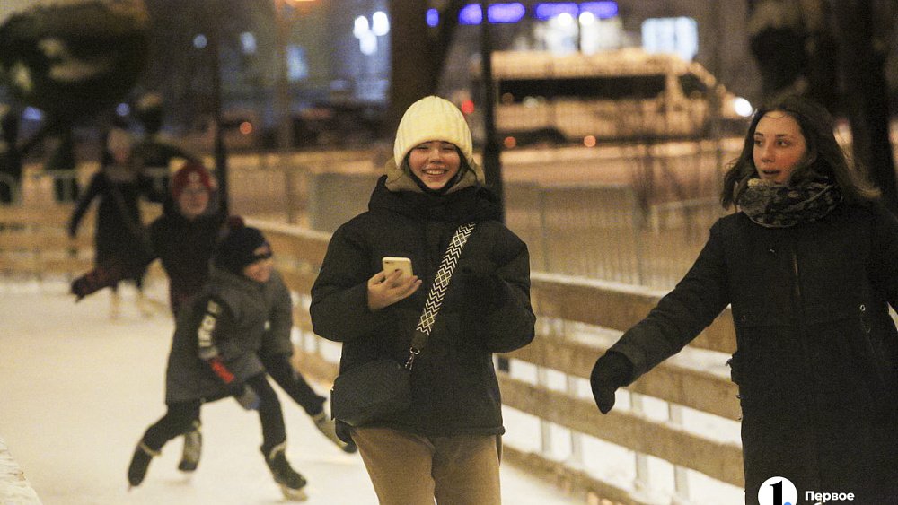 В Челябинске закрыты все катки
