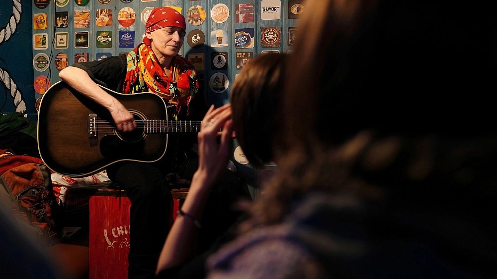 В Челябинске бесплатно выступит солистка группы «Умка и Броневичок»