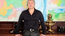 Сергей Студенников стал соучредителем холдинга для сетей «Красное & Белое» и «Бристоль» Сергей Студенников стал соучредителем холдинга для сетей «Красное & Белое» и «Бристоль»