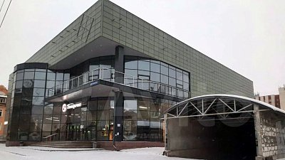 В Челябинске за 240 млн рублей продают торговый комплекс