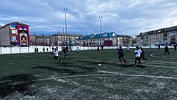 Алексей Текслер проинспектировал ход строительства ФОКа в Сатке