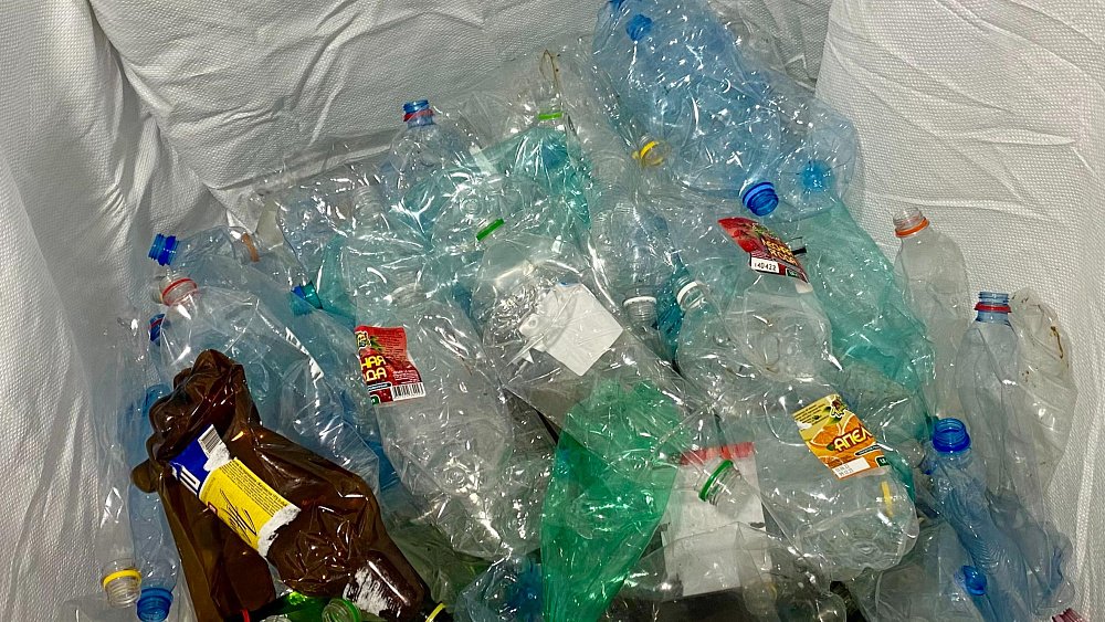 Жители Магнитогорска сдали на переработку более 3 тыс. кг отходов за праздничные выходные