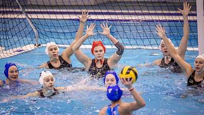 Ватерпольный клуб «Динамо-Уралочка» с победы стартовал во втором туре чемпионата России