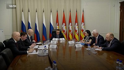 Алексей Текслер провел совещание по итогам работы стройкомплекса