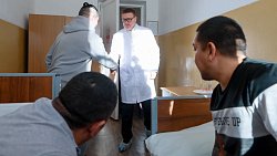 Алексей Текслер поручил отремонтировать окружной военный госпиталь