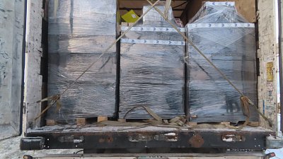 Челябинские таможенники задержали фуры с 2 тоннами табачных стиков 