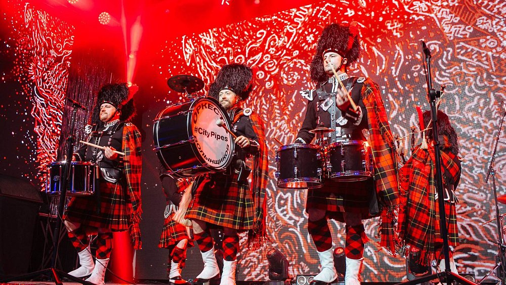 В Челябинске выступят волынщики‑рокеры в килтах