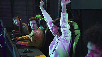 Геймеры сразятся за 130 тысяч рублей на Кубке ОТВ по киберспорту