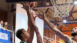 Баскетбольный клуб «Челбаскет» одержал пятую победу подряд и поднялся на вторую строчку в Высшей лиге