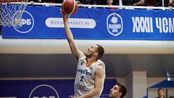 Баскетбольный клуб «Челбаскет» одержал пятую победу подряд и поднялся на вторую строчку в Высшей лиге