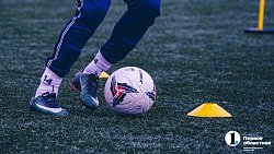 Футболисты «Челябинска» провели открытую тренировку после двухмесячного отпуска