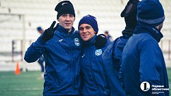 Футболисты «Челябинска» провели открытую тренировку после двухмесячного отпуска