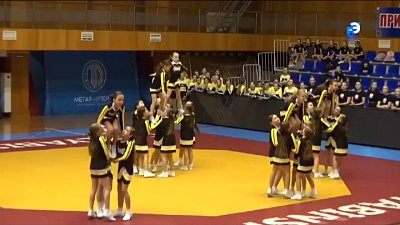 Миасские чирлидеры стали призёрами соревнований