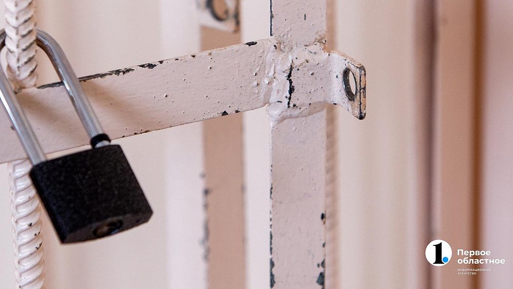 Директора медколледжа в Троицке оставили в СИЗО по делу о присвоении премий