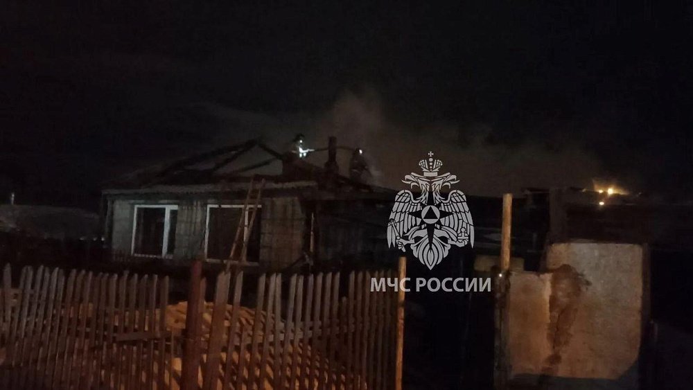 Мужчина погиб при пожаре в частном доме в Челябинской области