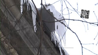 Осторожно — сосульки! Как не стать жертвой?