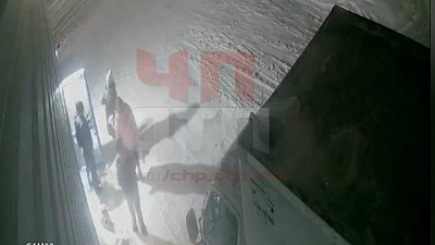 В Златоусте агрессивная женщина попала на видео