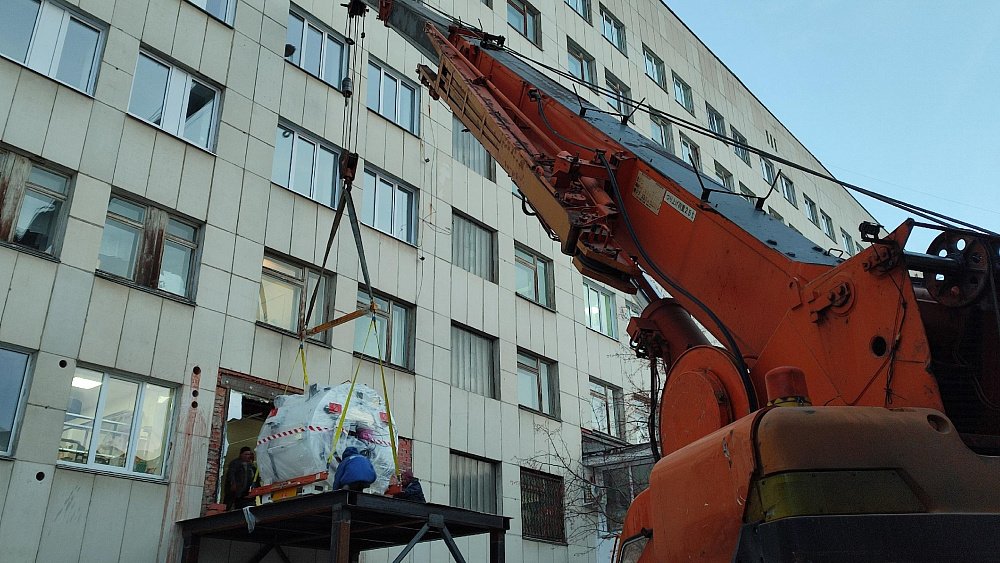Первый в городе аппарат МРТ установили в больнице Миасса