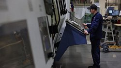 Вице-премьер РФ Денис Мантуров оценил исполнение оборонзаказа на предприятиях Челябинска