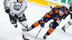 Хоккеисты «Металлурга» вырвали победу в южноуральском дерби у «Трактора» в чемпионате КХЛ