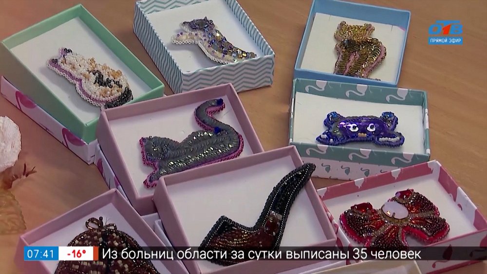 Броши в бохо-стиле в рубрике «Что в шкатулке?»