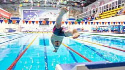 Александр Попов открыл всероссийские соревнования по плаванию в Челябинске