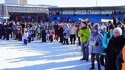 Более 5 тысяч челябинцев вышли на старт «Лыжни России — 2023»