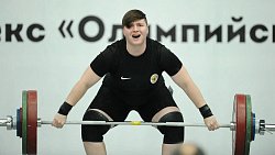 Две тяжелоатлетки из Челябинска стали призерами Кубка России