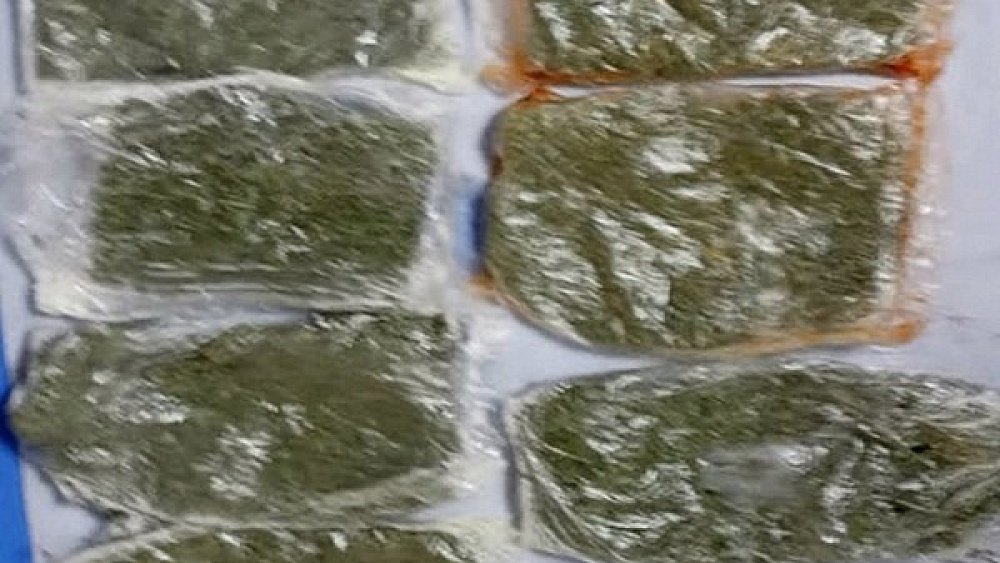 Челябинка использовала майонез и кетчуп, чтобы передать наркотики в исправительную колонию