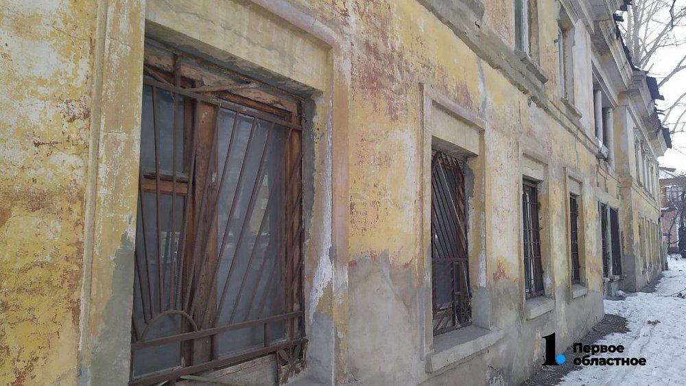 Почти 200 челябинских семей переехали в новые квартиры из аварийного жилья в 2022 году