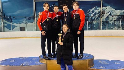 Челябинская сборная по керлингу стала победителем всероссийских соревнований