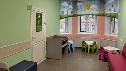 Агата Ткачева оценила итоги ремонта в одной из детских поликлиник Челябинска